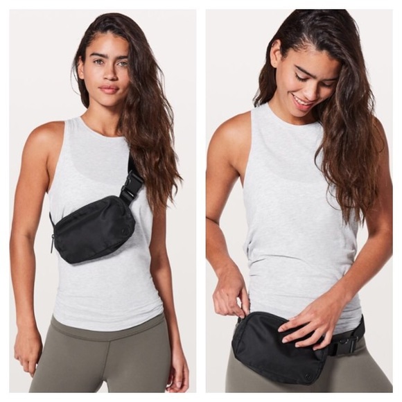 •NWT• Lululemon Everywhere Belt Bag. Black - Picture 4 of 8